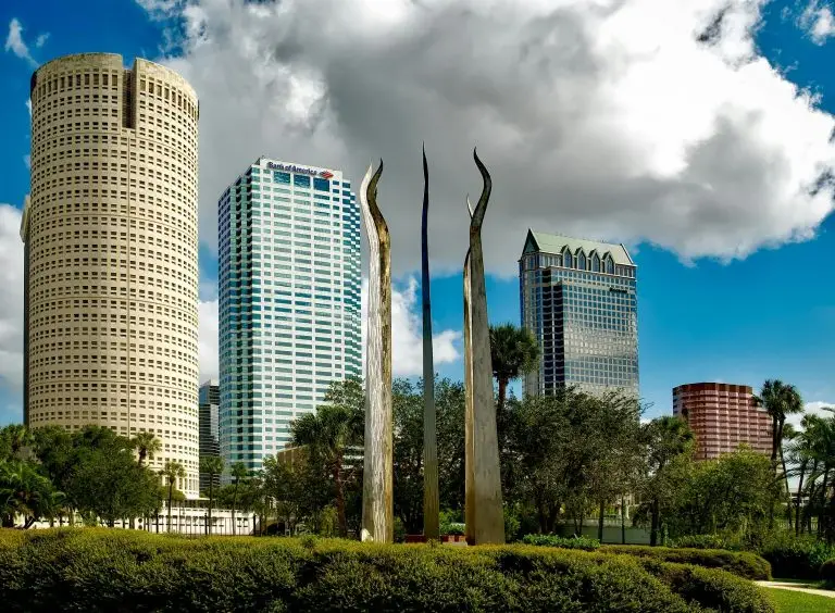 Tampa, FL Downtown Skyline and Landmarks